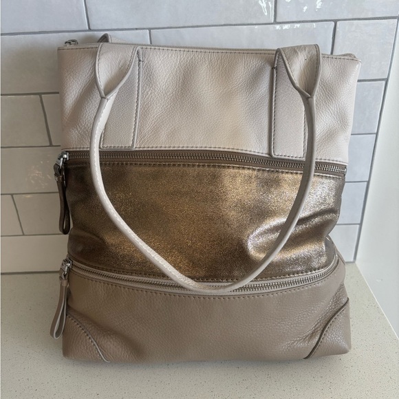 FOSSIL Explorer Large Tote Cream Metallic Gold Taupe Leather Shoulder Bag Purse - Picture 1 of 10